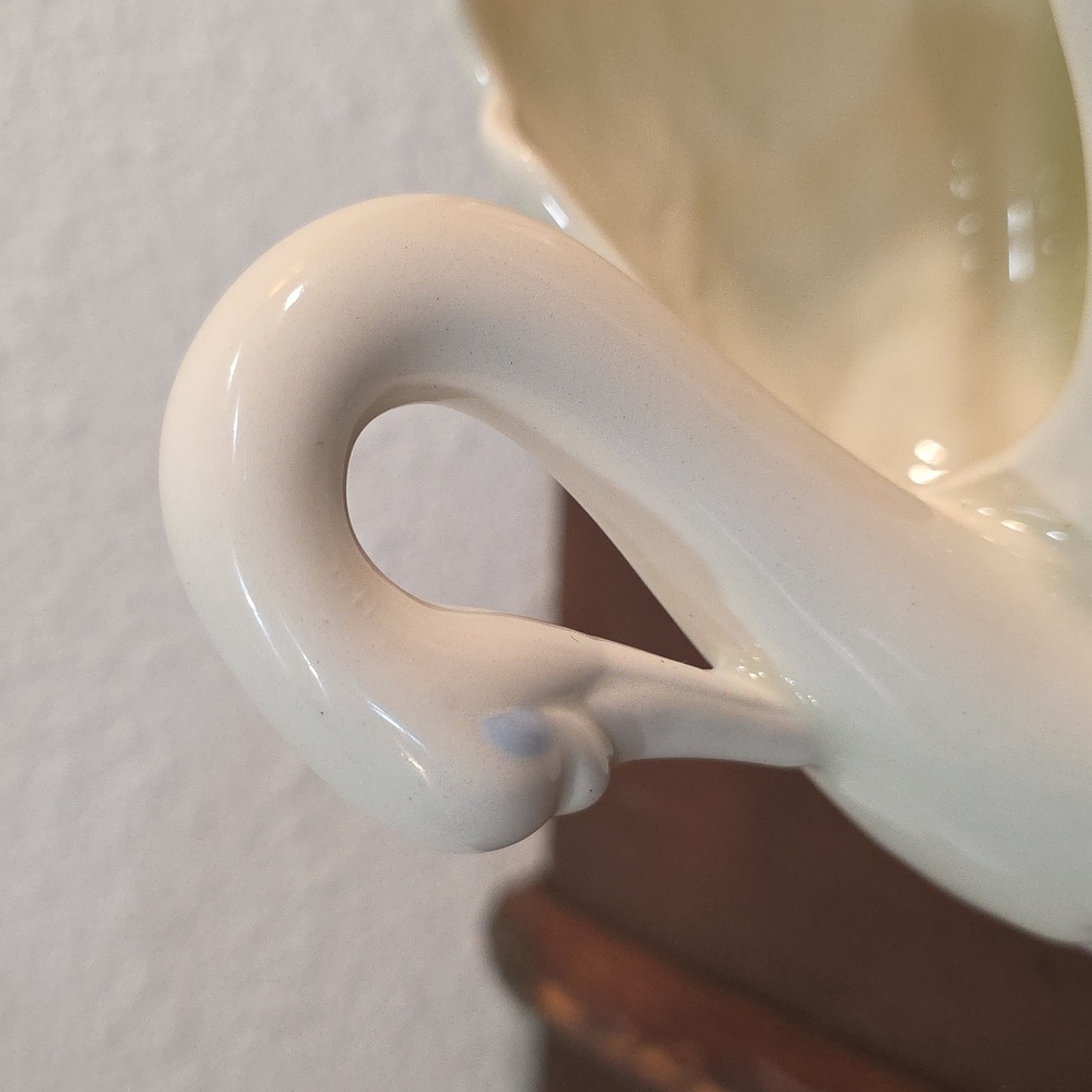 Vintage Holland Mold Swan Ceramic Planter Vase/Candy Dish 7” White  Pearlescent - Picture 7 of 10